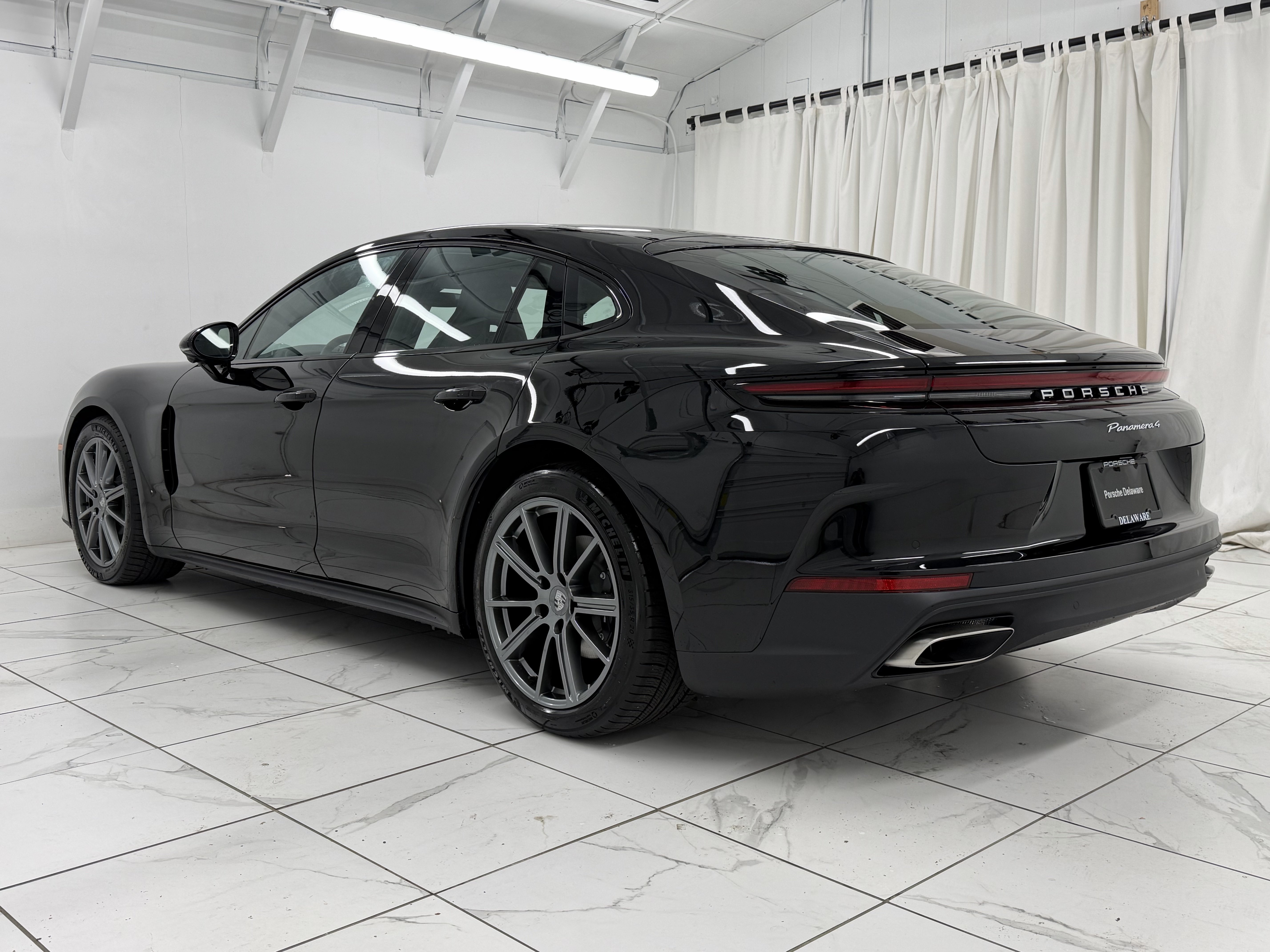 New 2026 Porsche Panamera image 3