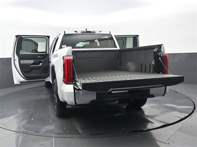 Used 2025 Toyota Tundra Limited image 34