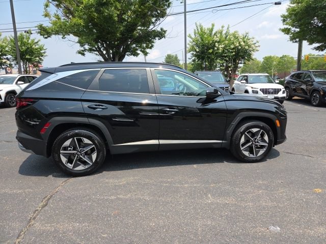Certified 2025 Hyundai Tucson SEL AWD/4WD image 5