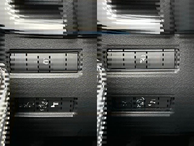 New 2026 Nissan Rogue SV w/ SV Premium Package image 31