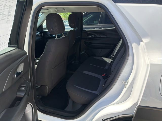 Used 2024 Chevrolet TrailBlazer LT w/ Convenience Package FWD image 22