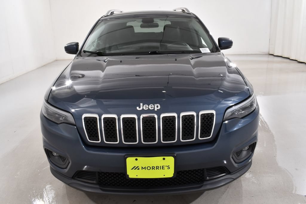Used 2020 Jeep Cherokee Latitude Plus AWD/4WD image 3