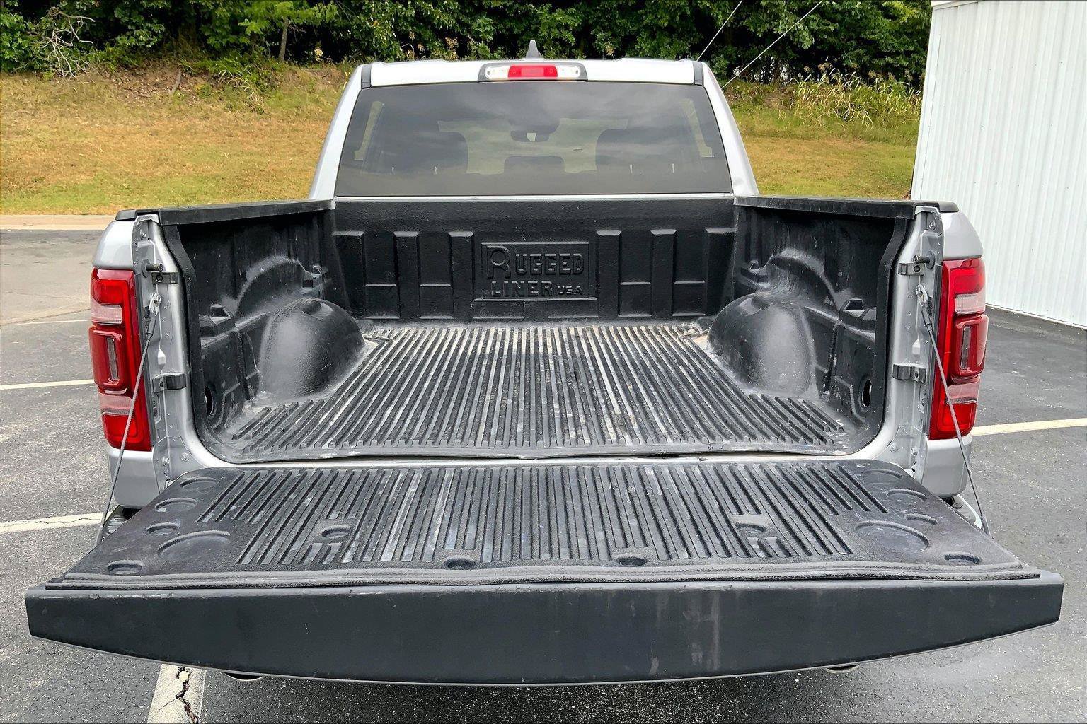 Used 2024 RAM 1500 Laramie AWD/4WD image 26