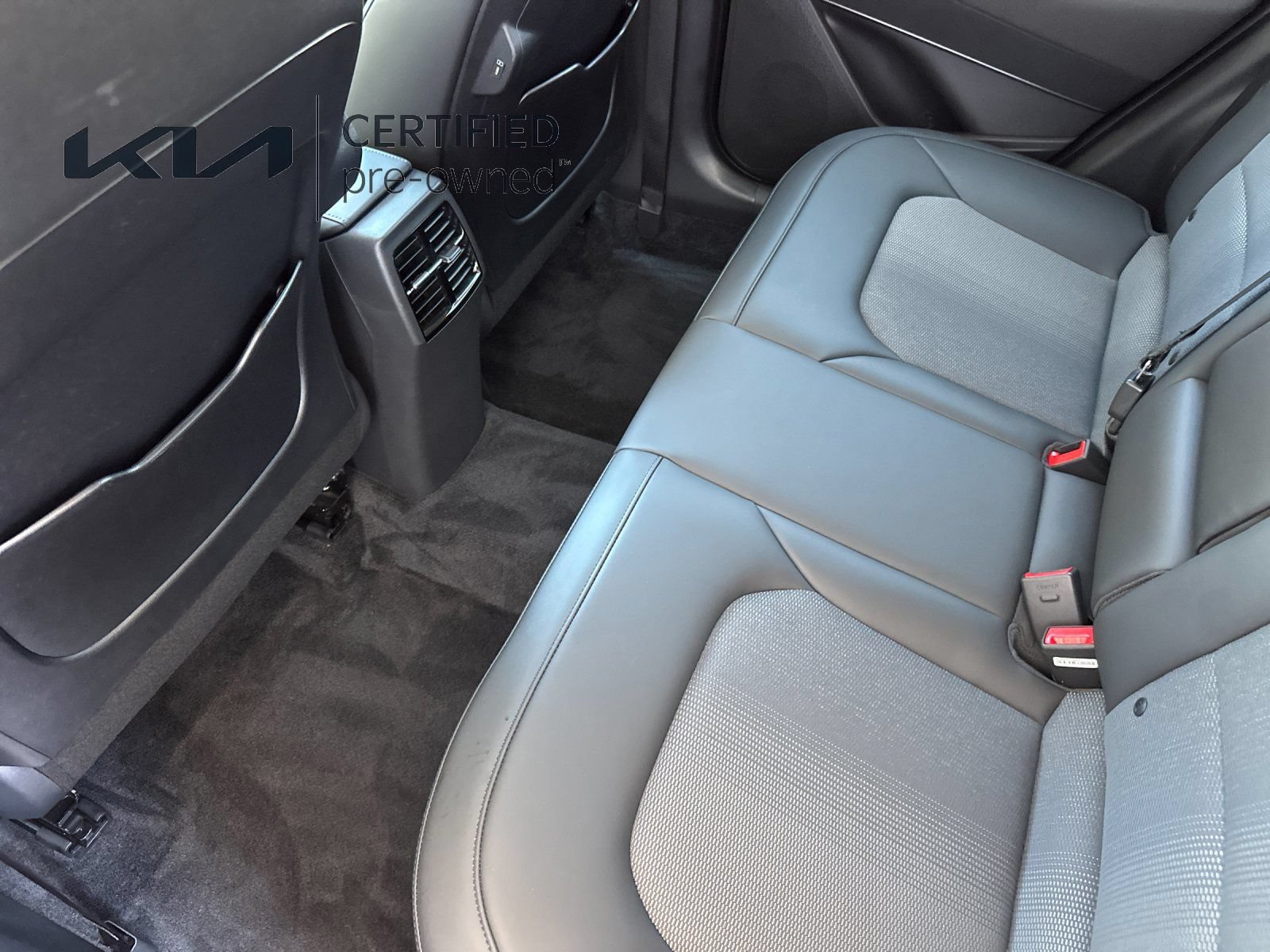 Certified 2025 Kia Niro EX Touring FWD image 13