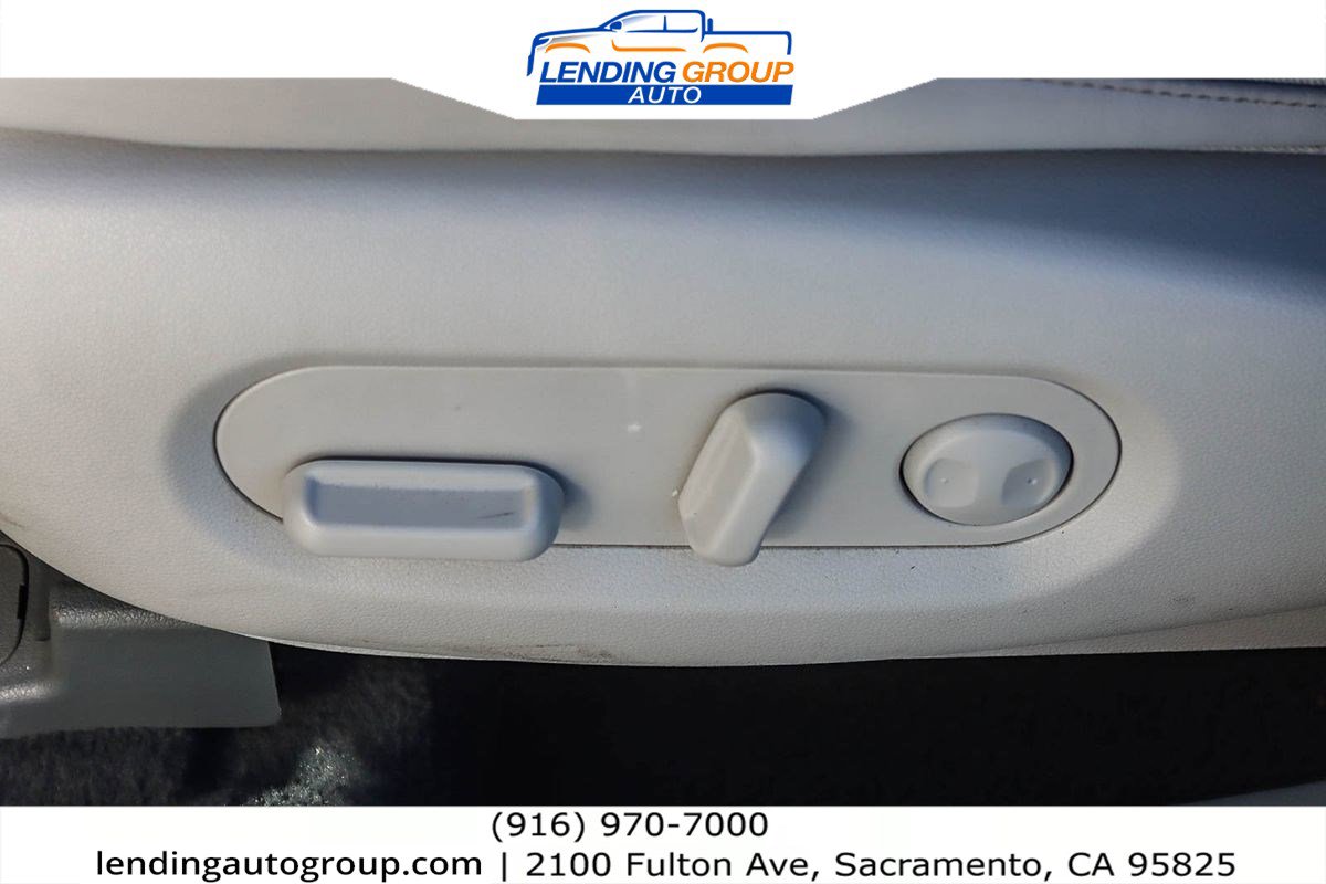 Used 2019 Hyundai Nexo Limited image 19