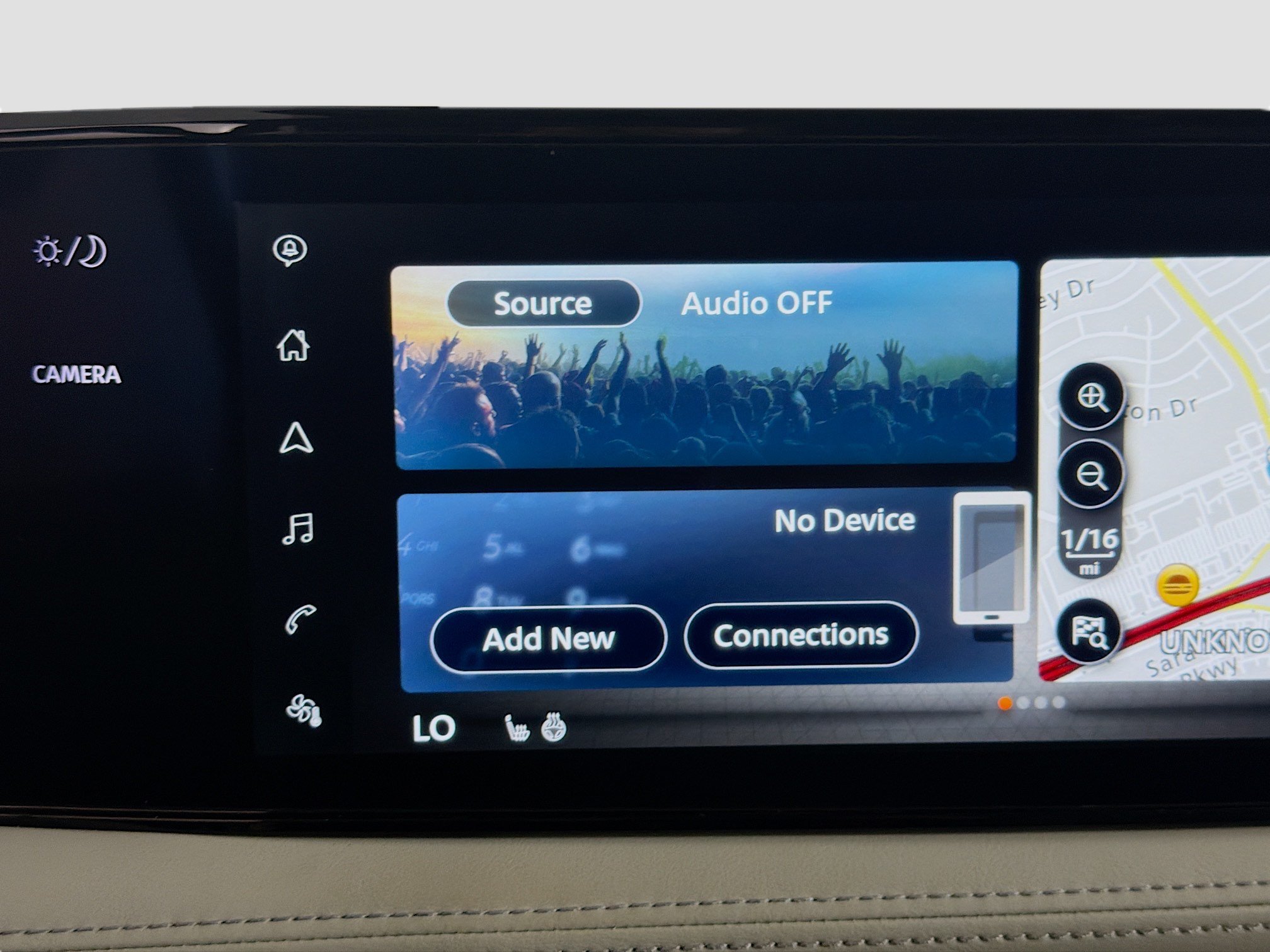 Used 2023 Nissan Ariya FWD image 21