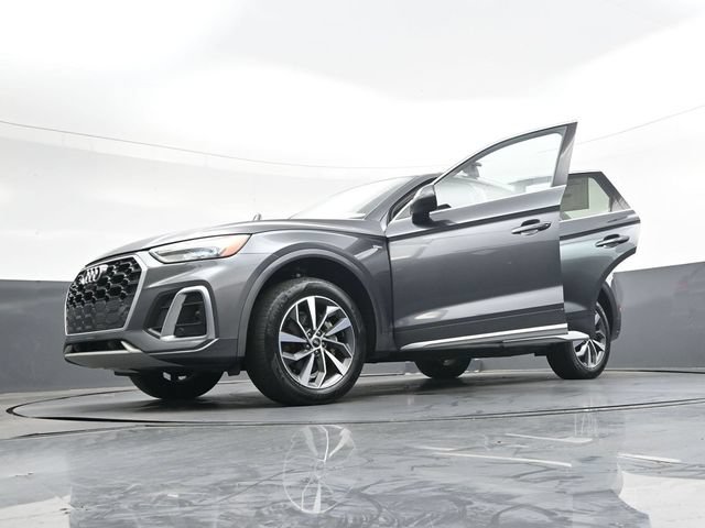 Used 2023 Audi Q5 2.0T Premium Plus w/ Premium Plus Package AWD/4WD image 47