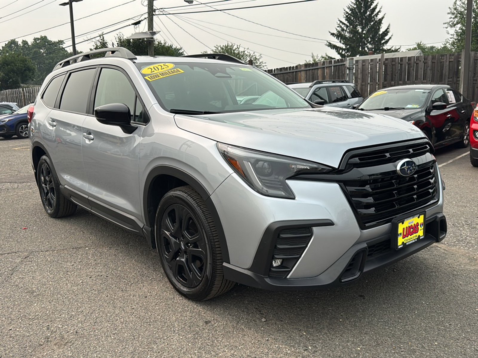 Used 2025 Subaru Ascent Bronze Edition w/ Onyx Package AWD/4WD image 4