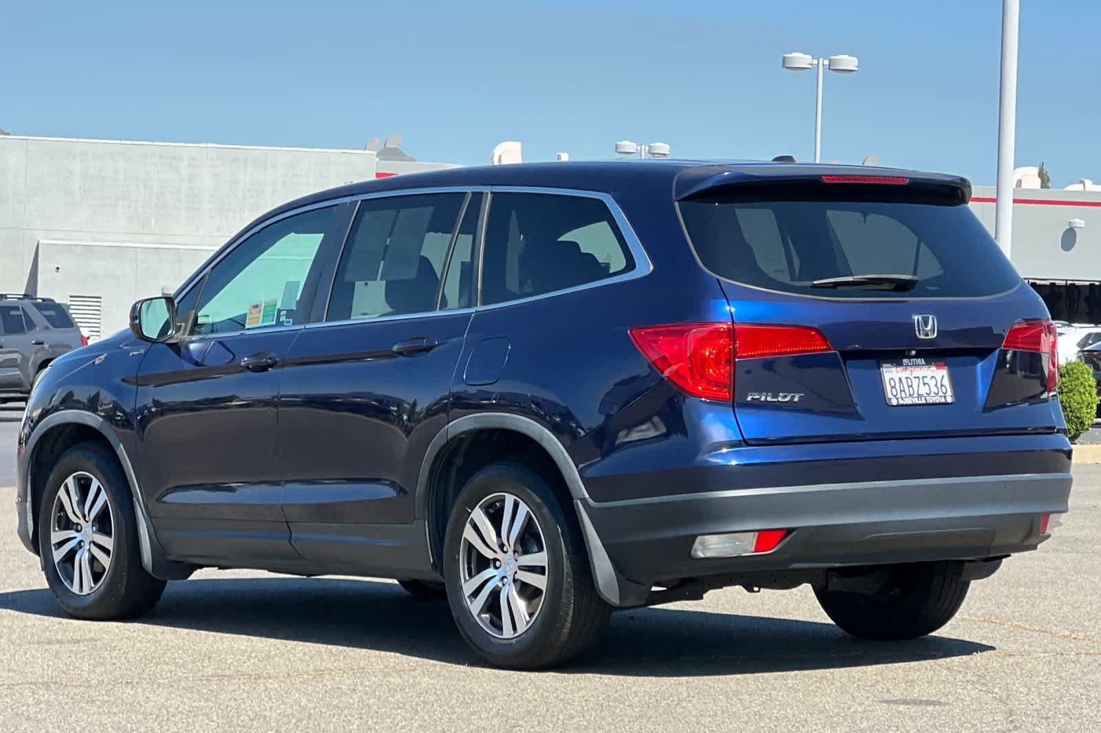Used 2016 Honda Pilot EX image 7