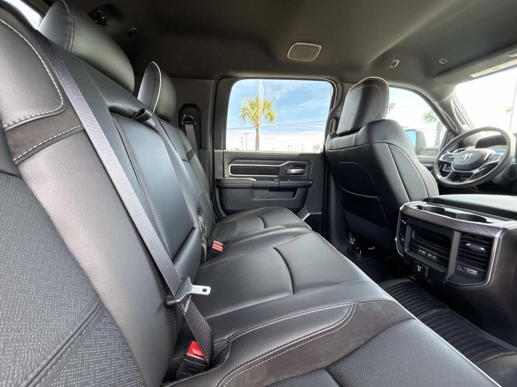 New 2026 RAM 2500 Laramie w/ Night Edition AWD/4WD image 13