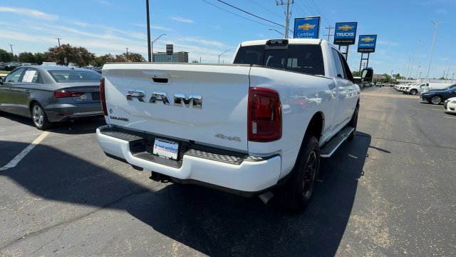 Used 2025 RAM 2500 Laramie AWD/4WD image 8