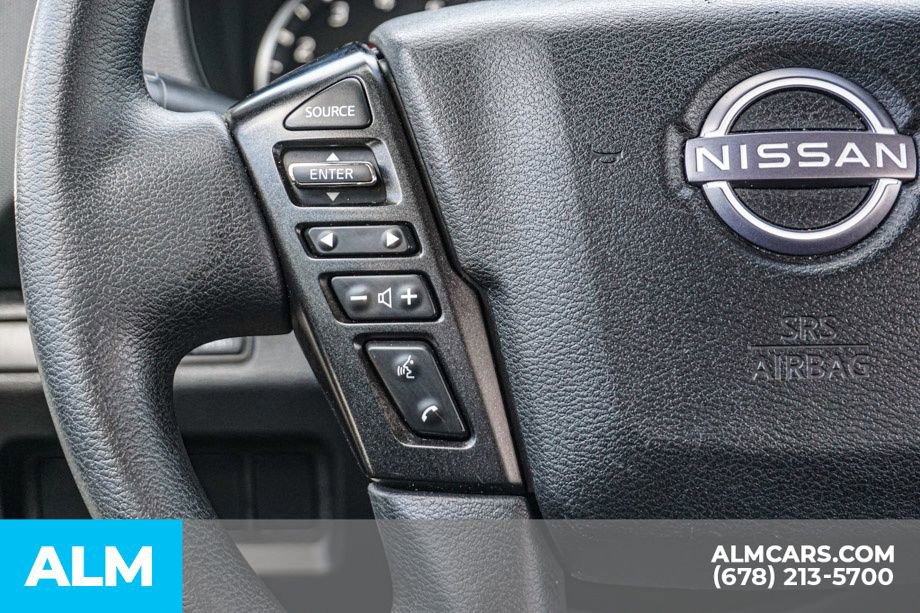 Used 2023 Nissan Frontier SV image 29