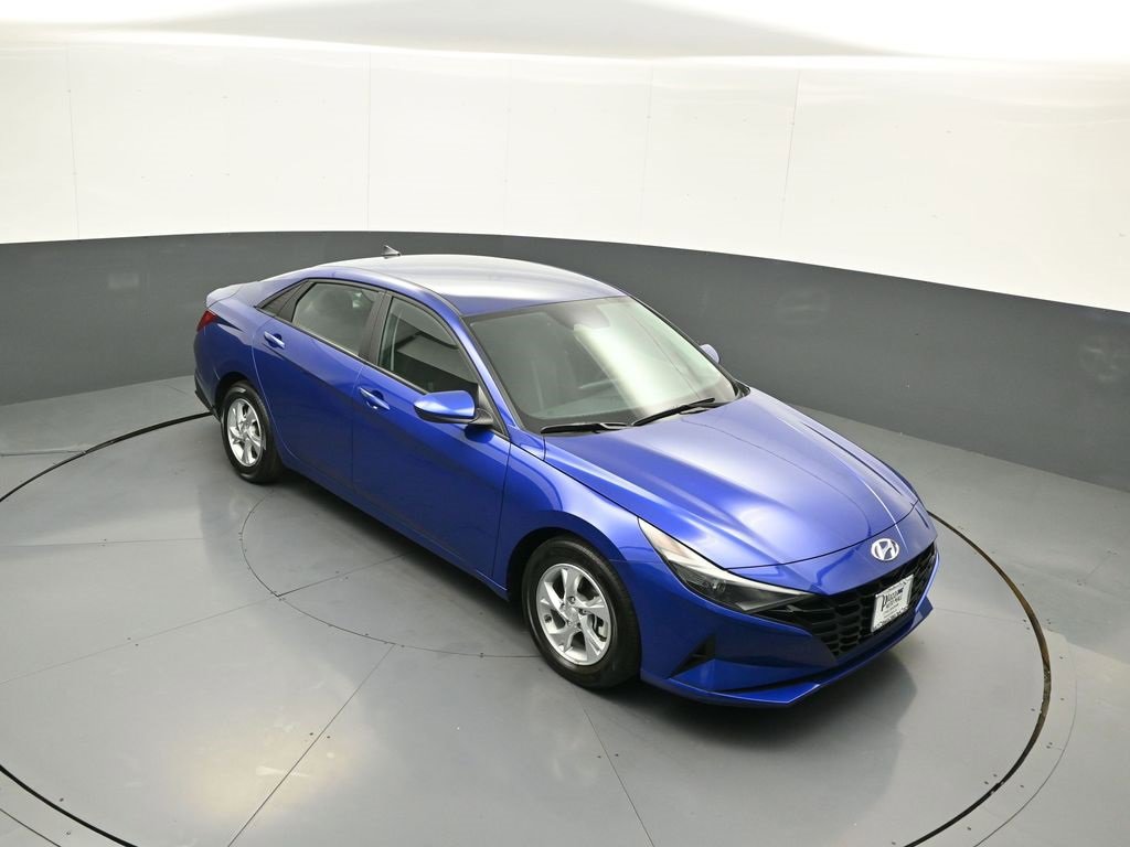 Certified 2023 Hyundai Elantra SE w/ Cargo Package image 35