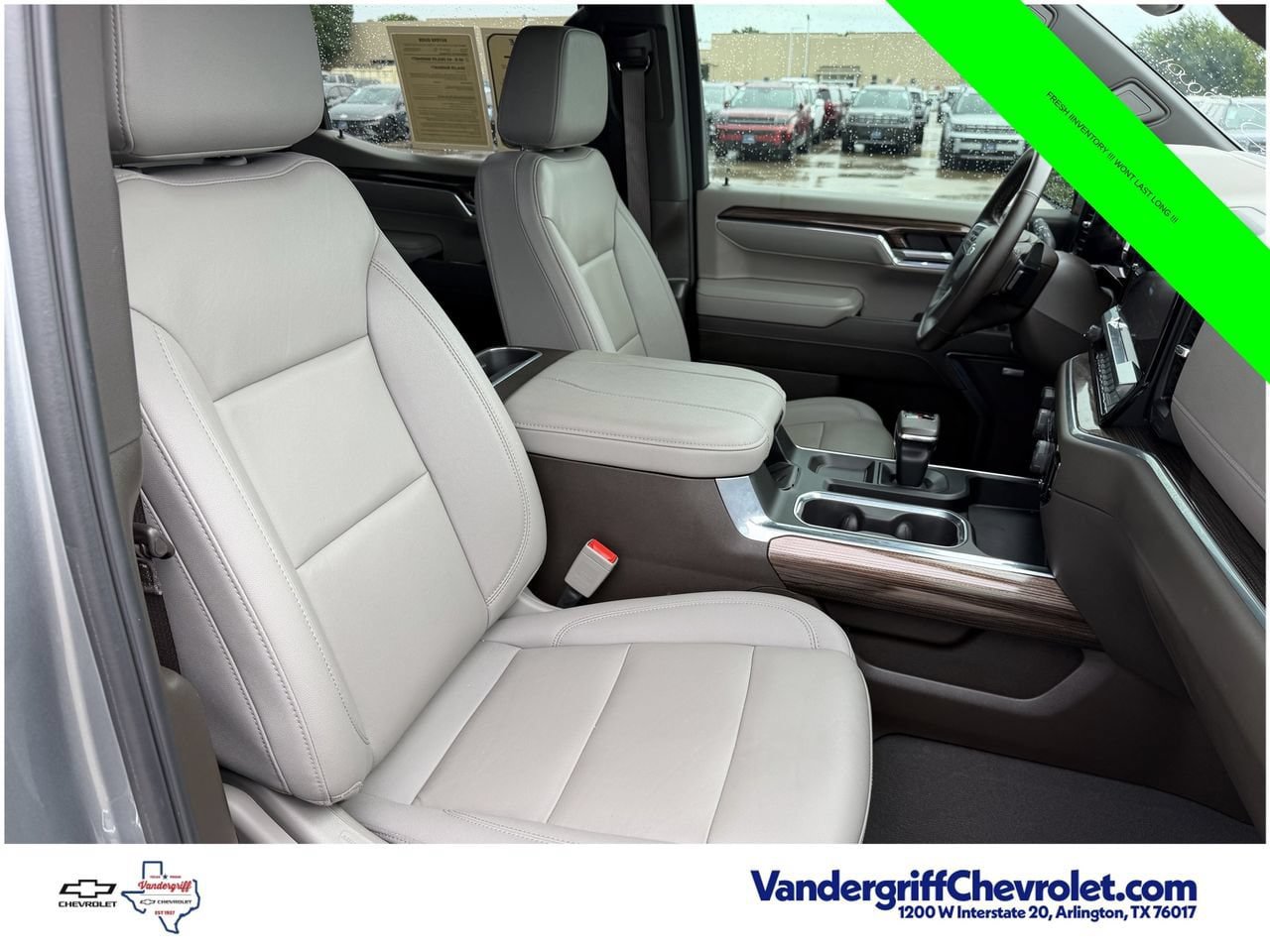 Used 2024 Chevrolet Silverado 1500 RST AWD/4WD image 28