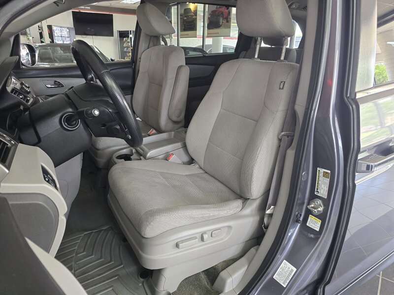 Used 2016 Honda Odyssey EX image 7