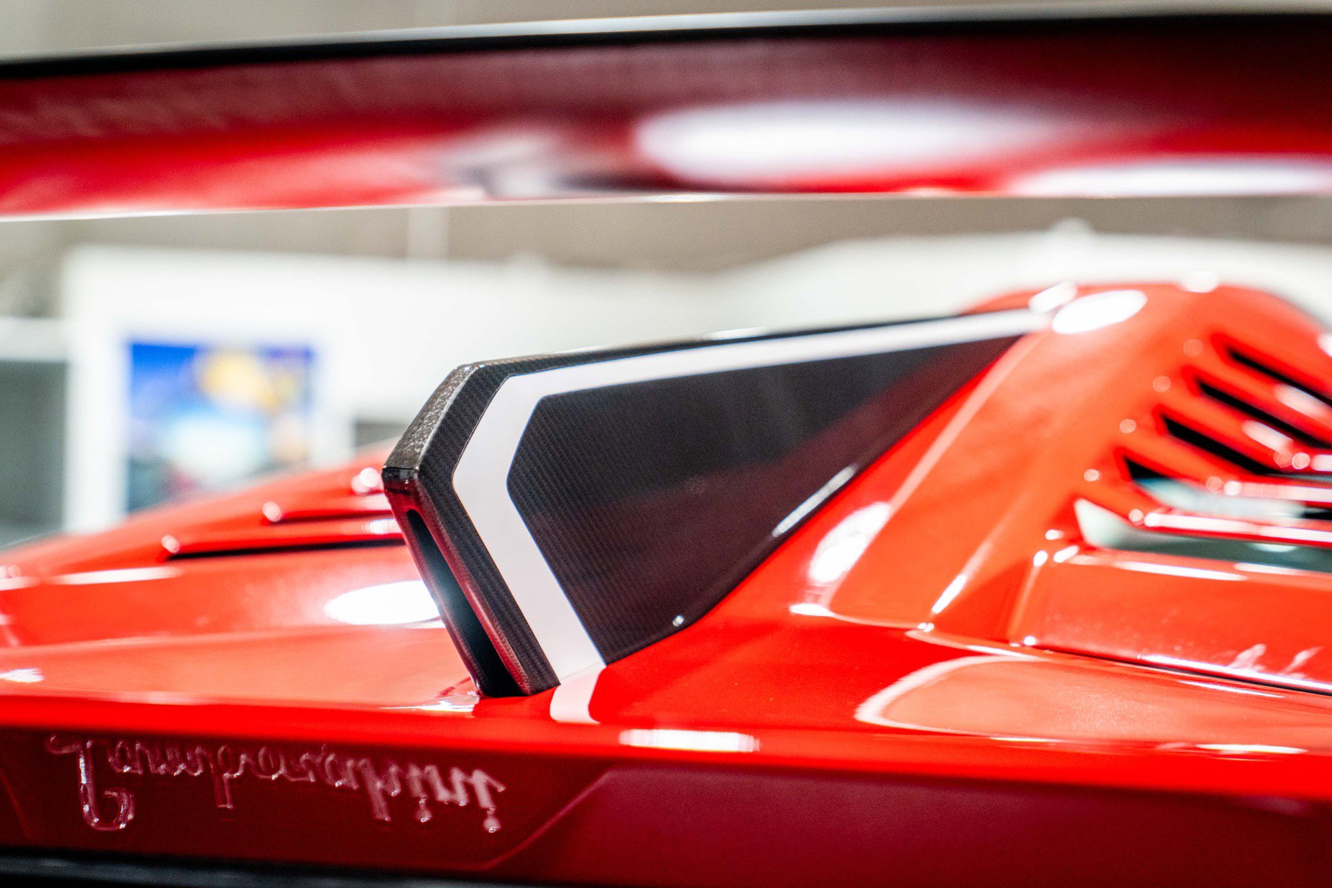 Used 2022 Lamborghini Huracan STO image 31