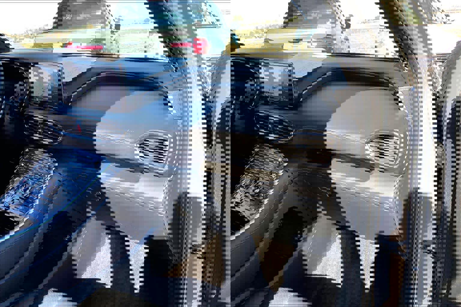 Used 2023 Hyundai Santa Fe Calligraphy w/ Cargo Package image 18