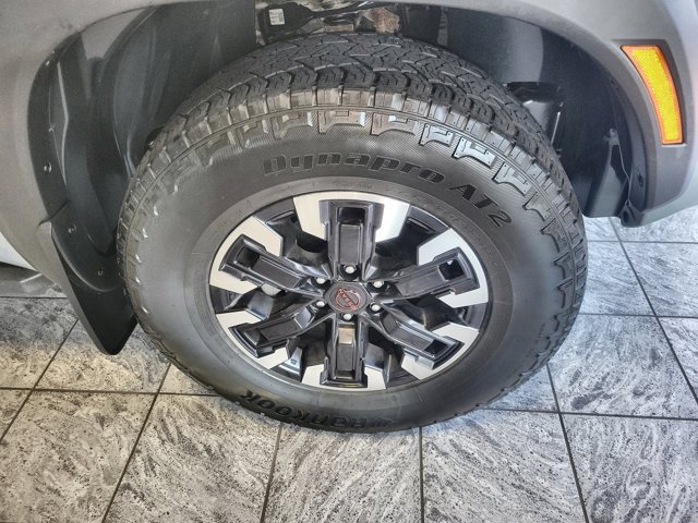 Used 2023 Nissan Frontier PRO-4X w/ Pro Convenience Package AWD/4WD image 10