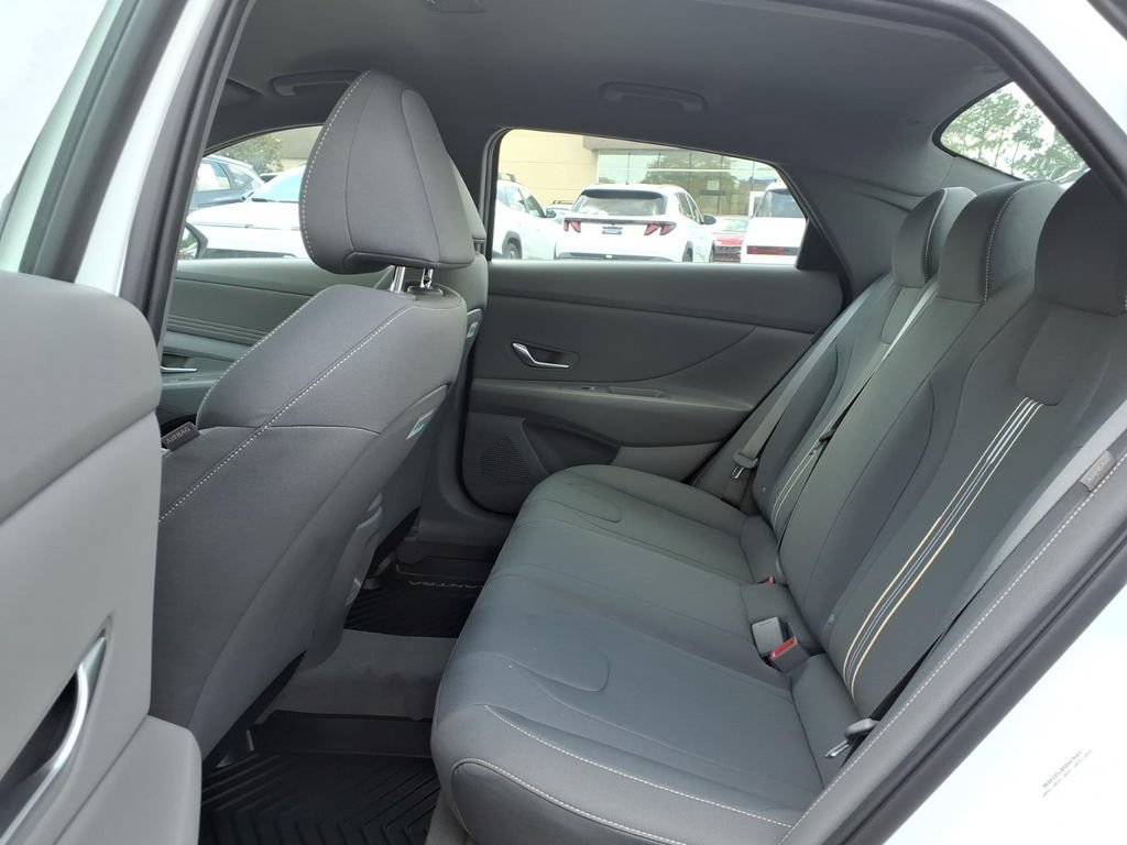 New 2026 Hyundai Elantra Sport FWD image 10