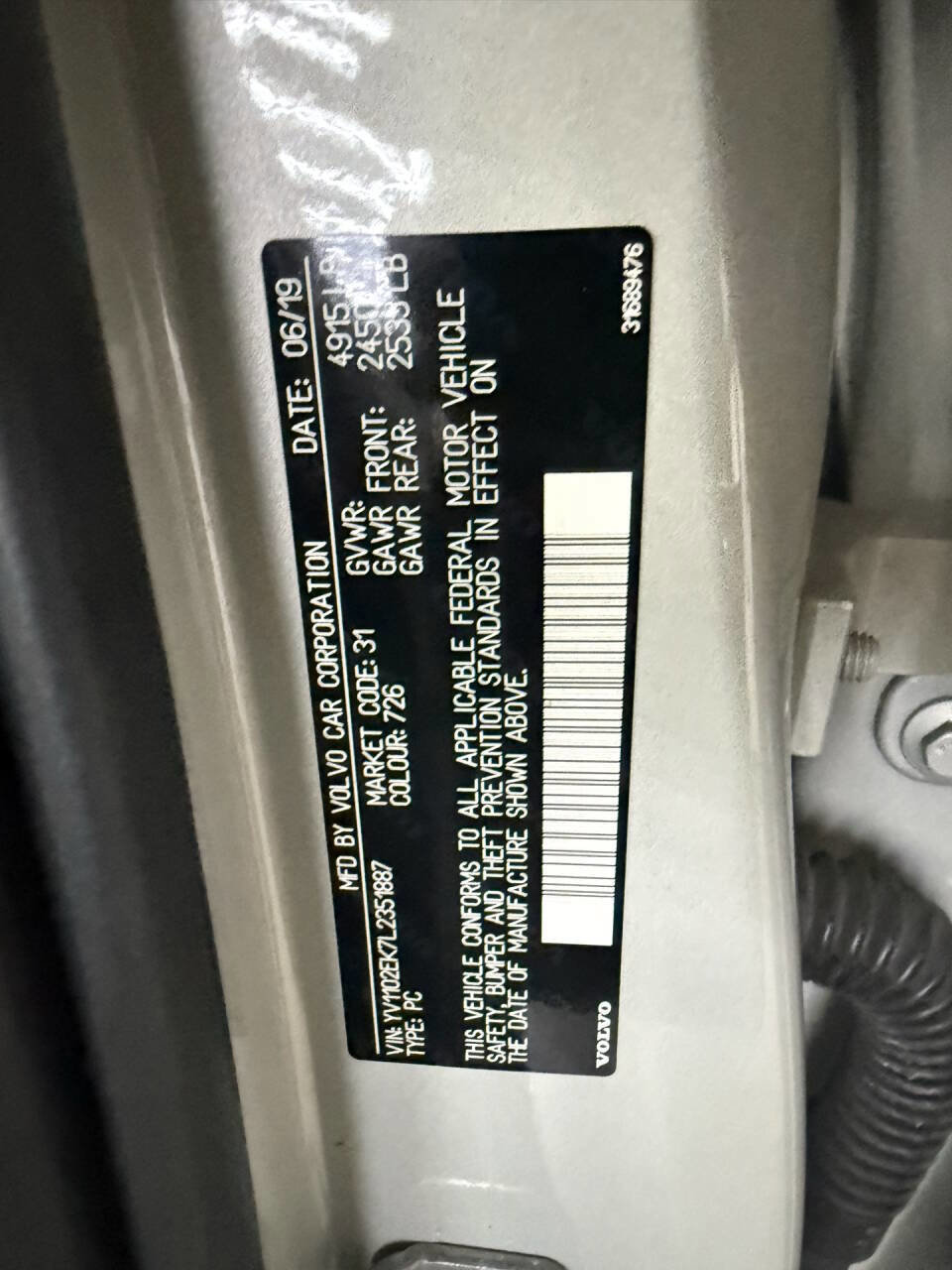 Used 2020 Volvo V60 T5 Momentum image 29