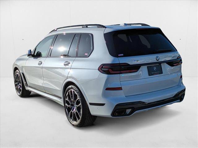Used 2026 BMW X7 xDrive40i w/ M Sport Package AWD/4WD image 9
