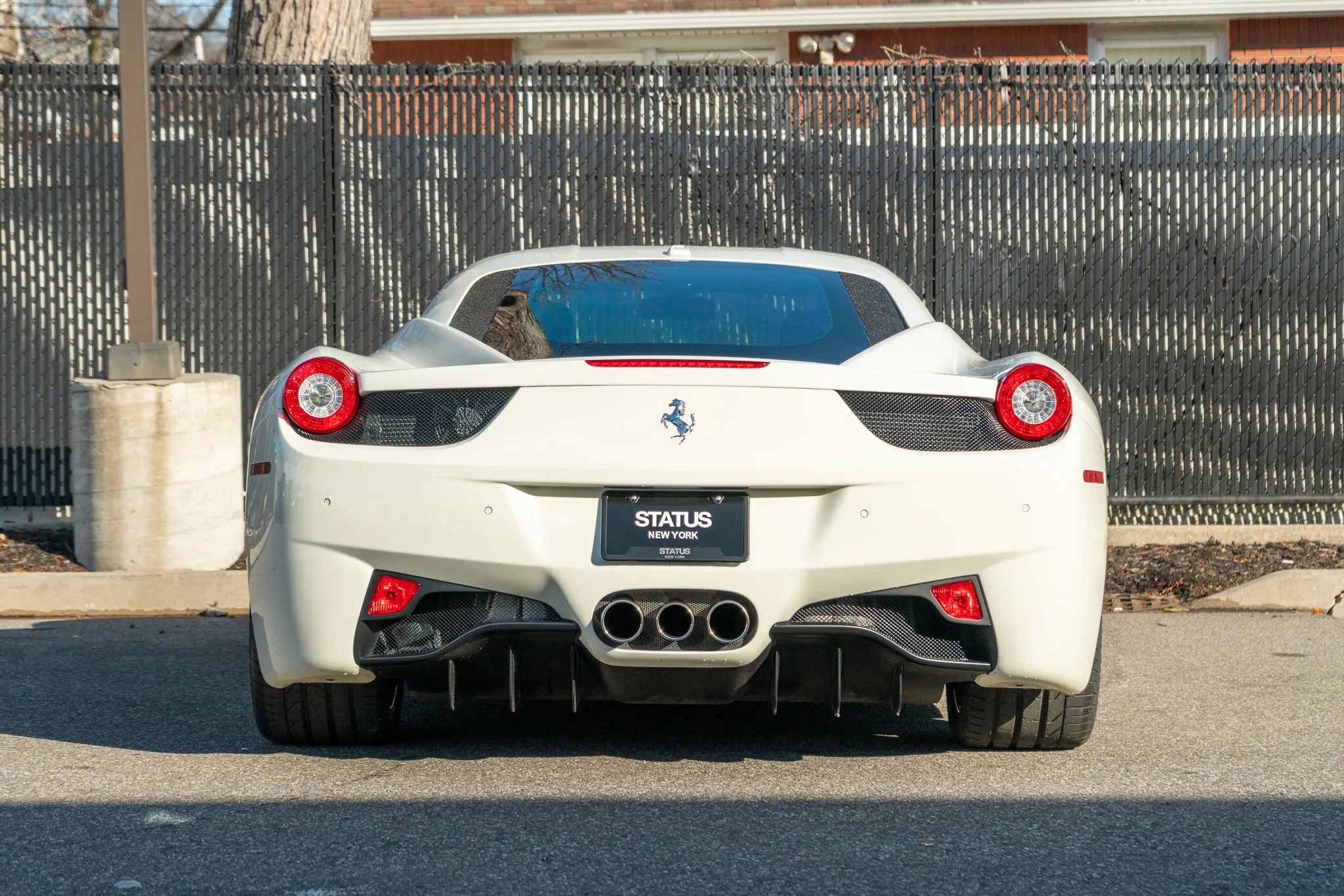 Used 2015 Ferrari 458 Italia Coupe RWD image 23