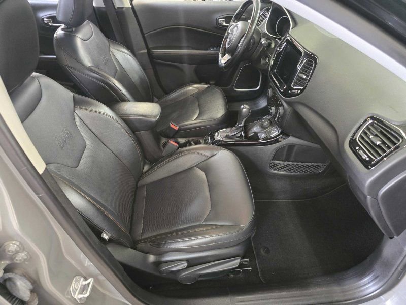 Used 2020 Jeep Compass Limited AWD/4WD image 5