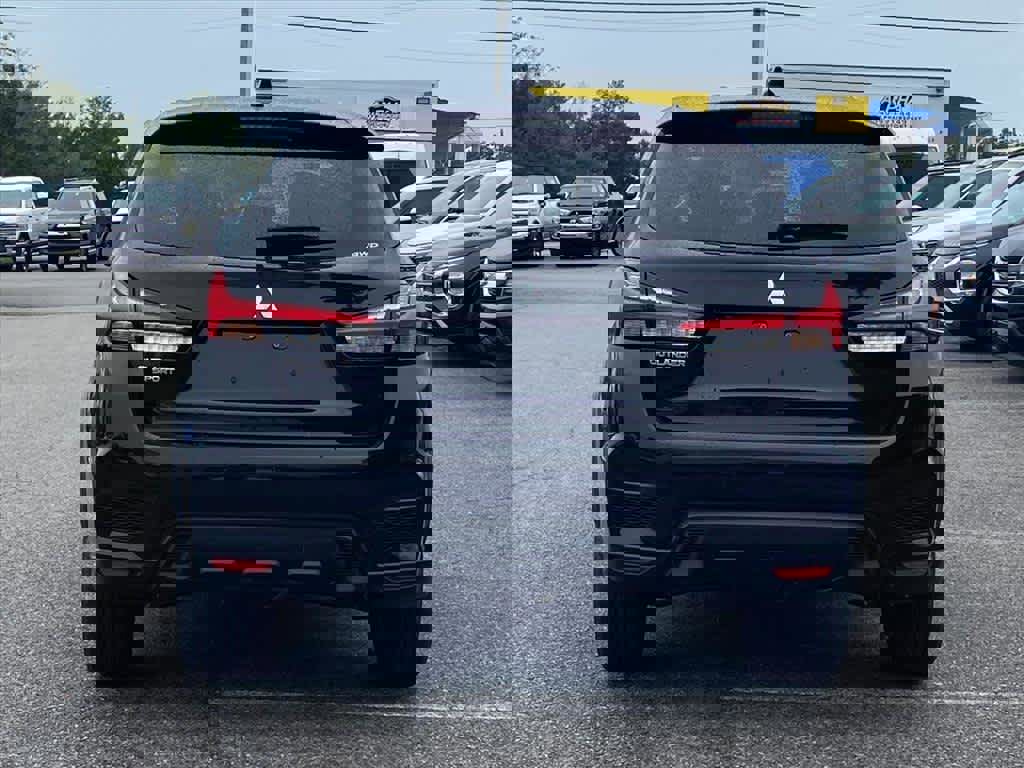 New 2025 Mitsubishi Outlander Sport ES image 4