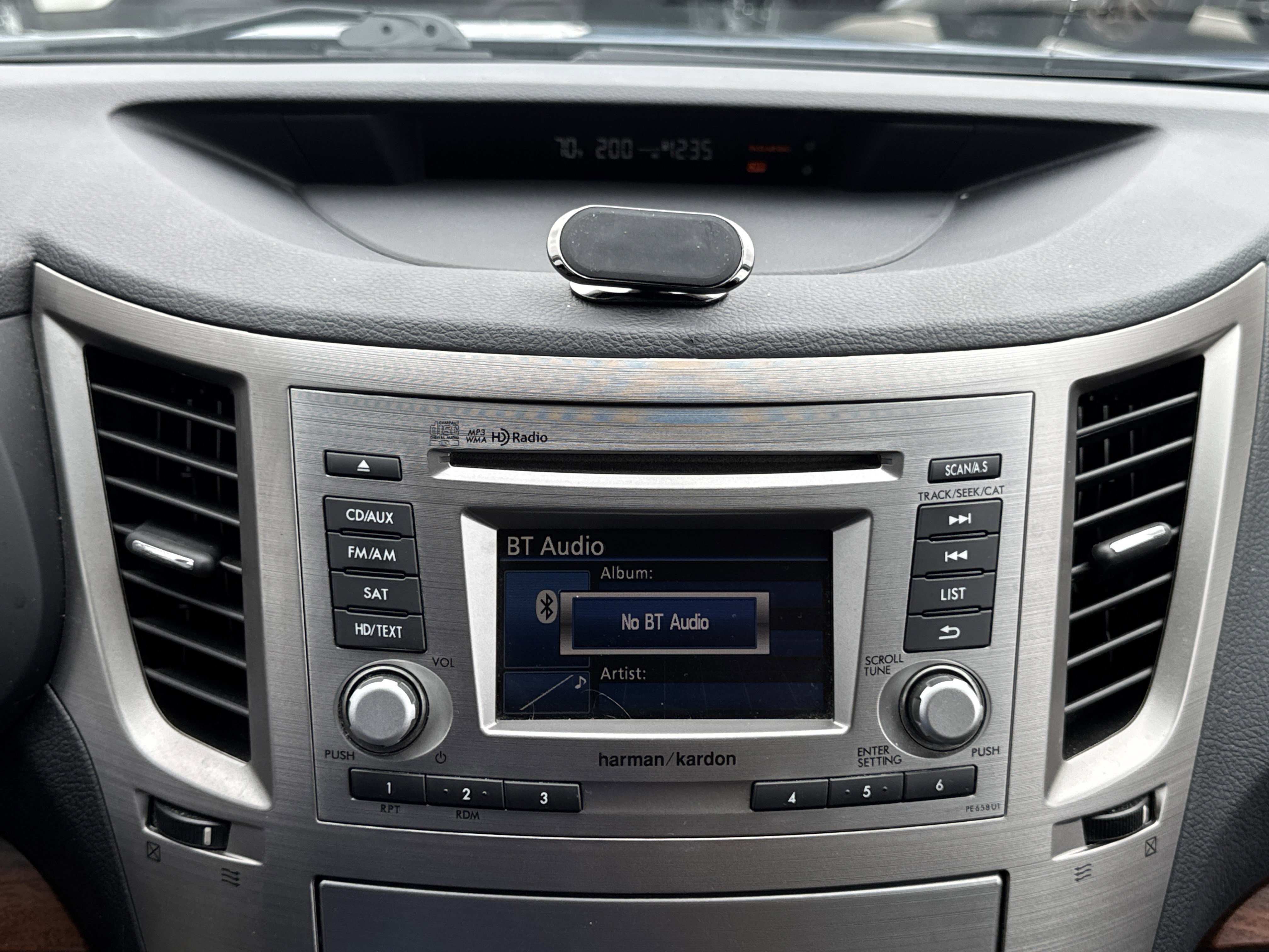 Used 2014 Subaru Outback 2.5i Limited w/ Moonroof Package image 18