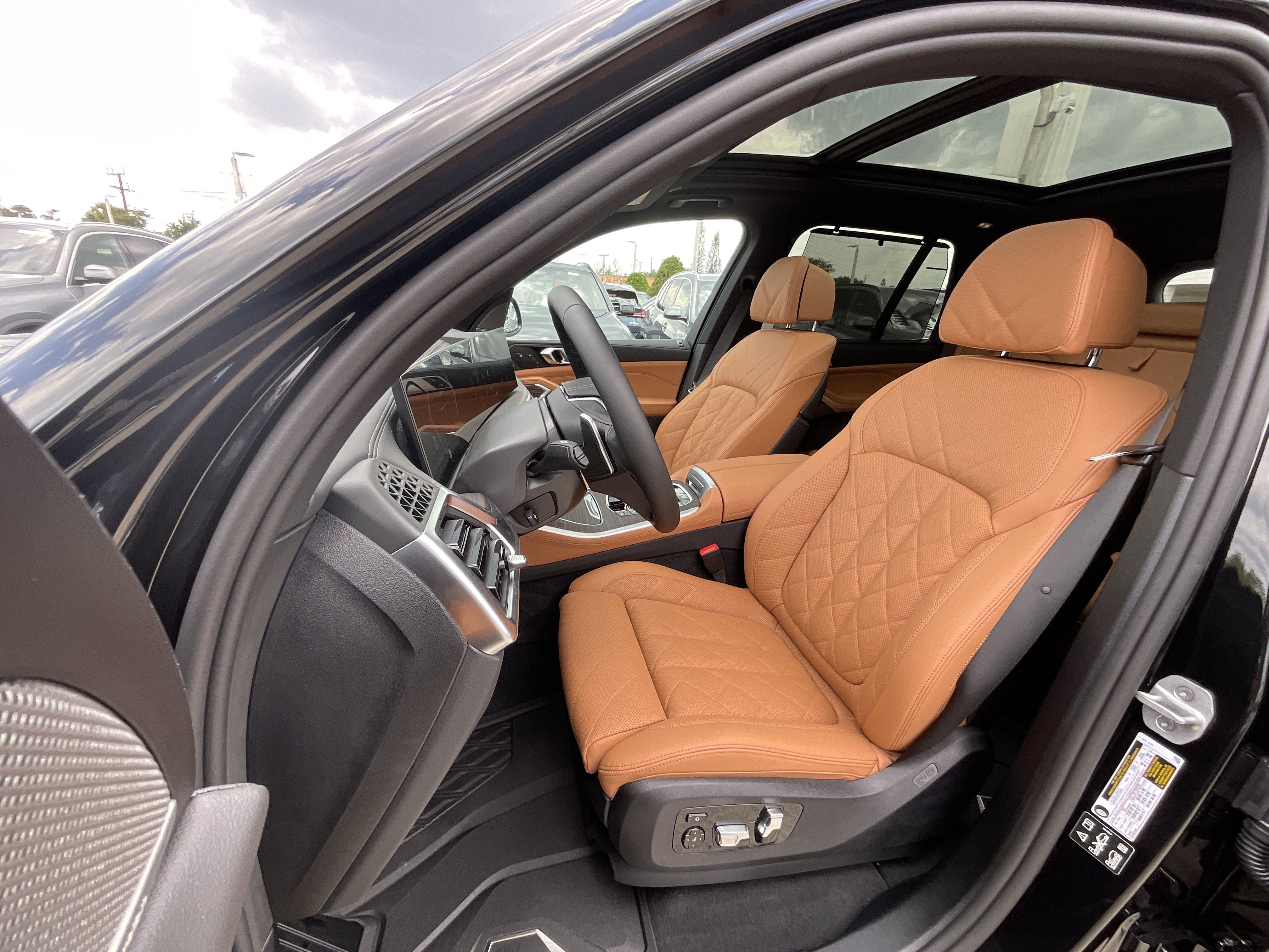New 2026 BMW X5 xDrive40i w/ Executive Package AWD/4WD image 11