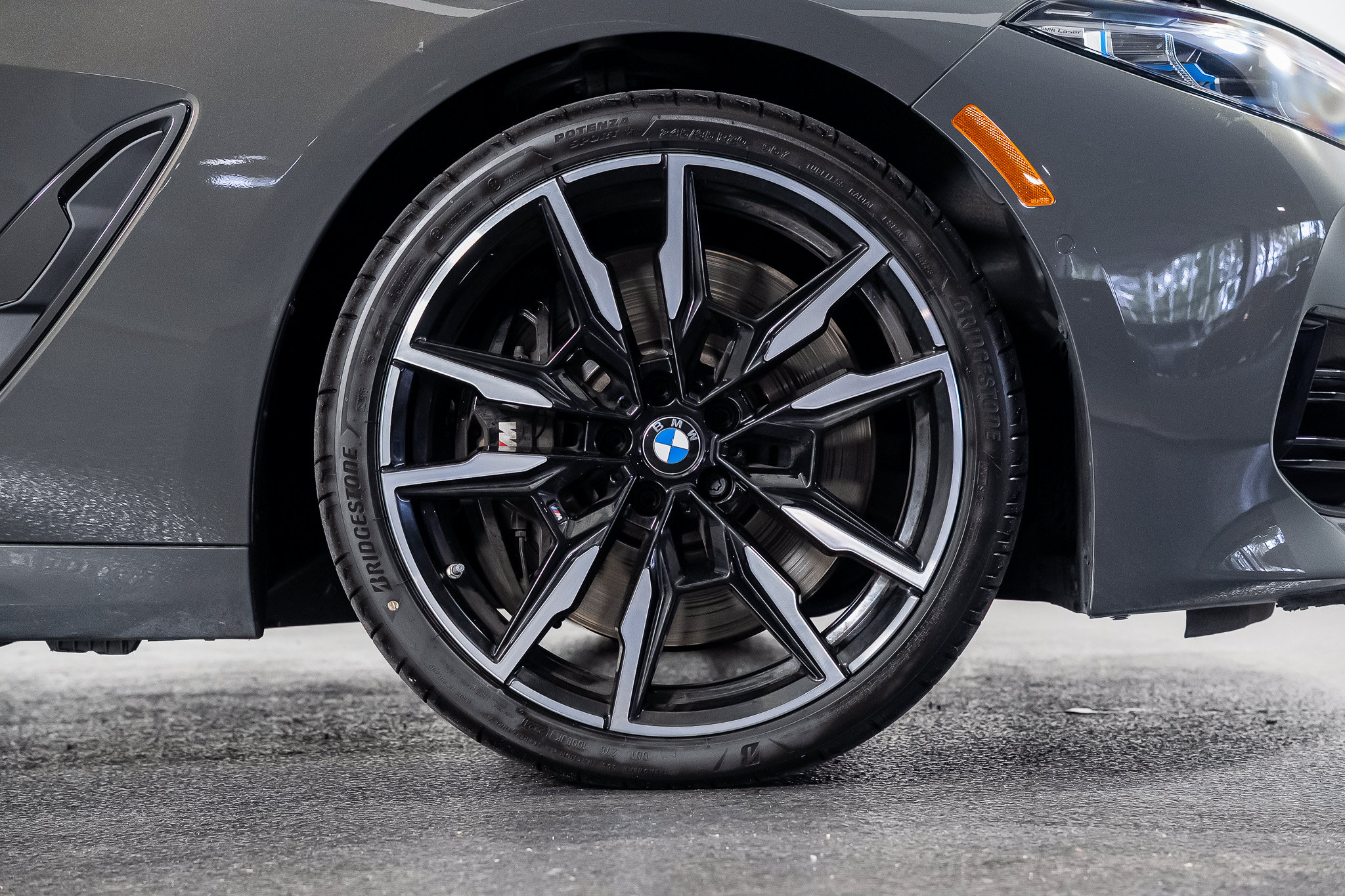 Used 2026 BMW M850i xDrive AWD/4WD image 37