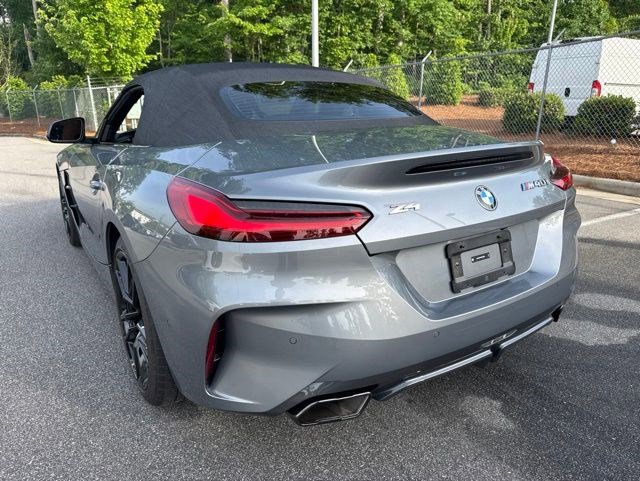 Certified 2024 BMW Z4 M40i w/ Premium Package RWD image 7