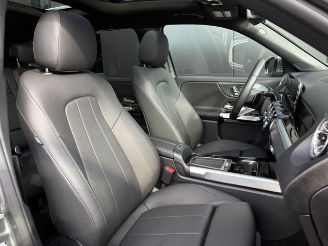 Certified 2025 Mercedes-Benz GLB 250 GLB 250 image 51
