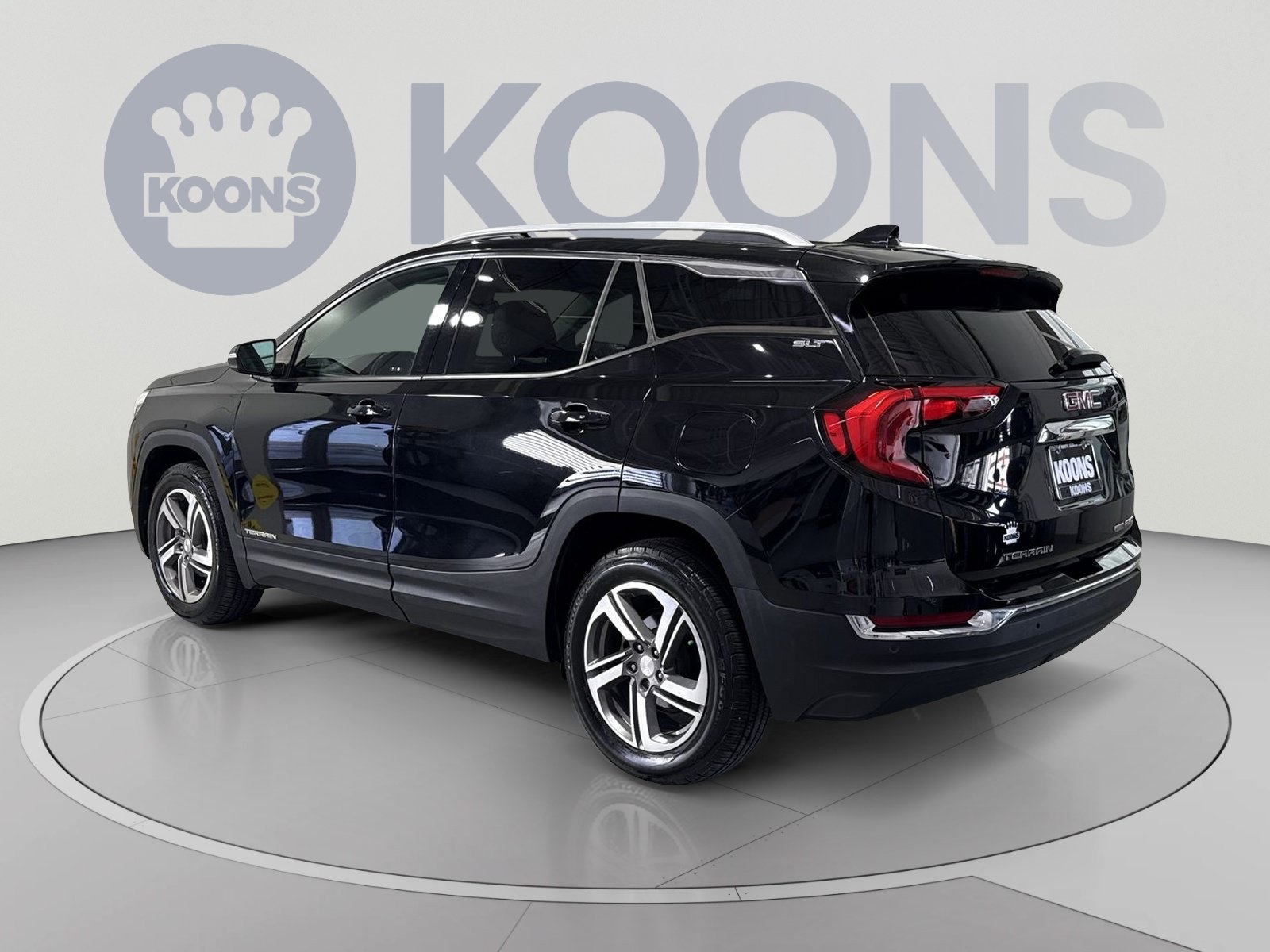 Used 2019 GMC Terrain SLT w/ Infotainment Package II AWD/4WD image 8