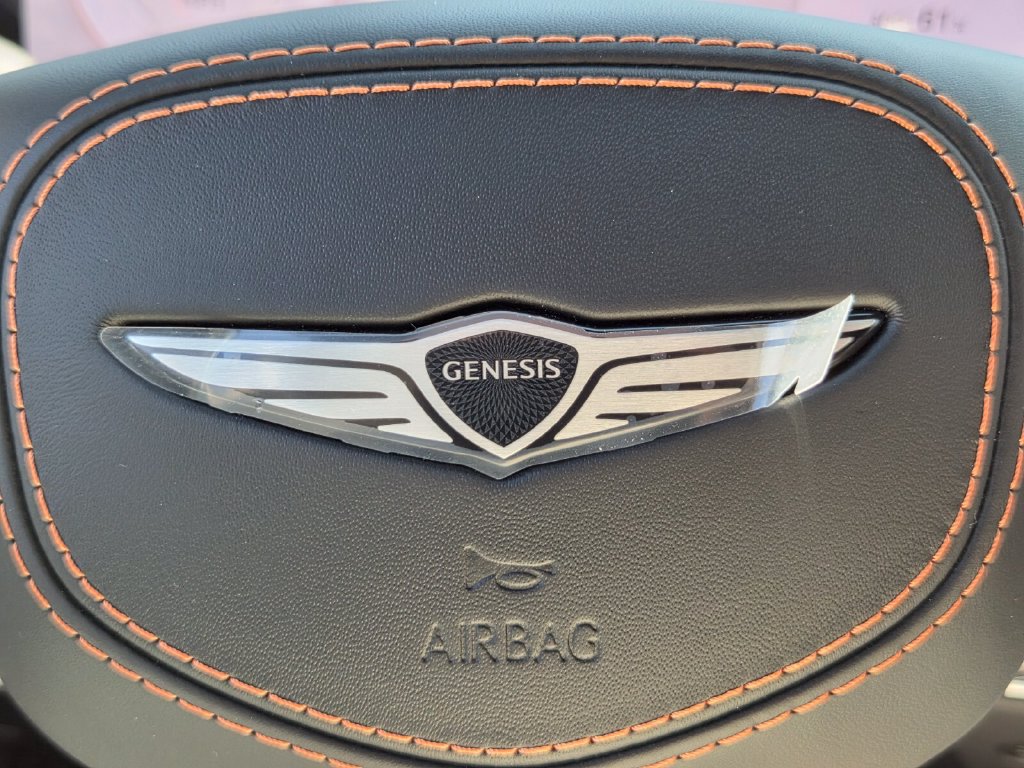 New 2026 Genesis GV70 2.5T Sport Prestige AWD/4WD image 25
