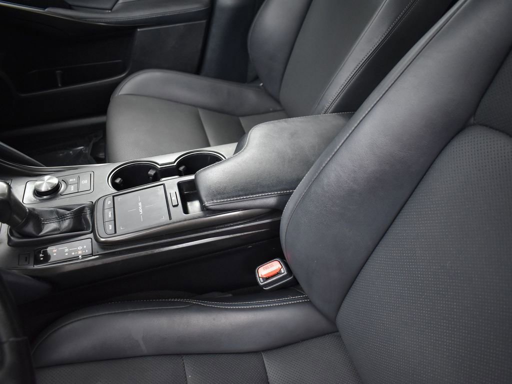 Used 2021 Lexus IS 300 w/ Comfort Package image 13