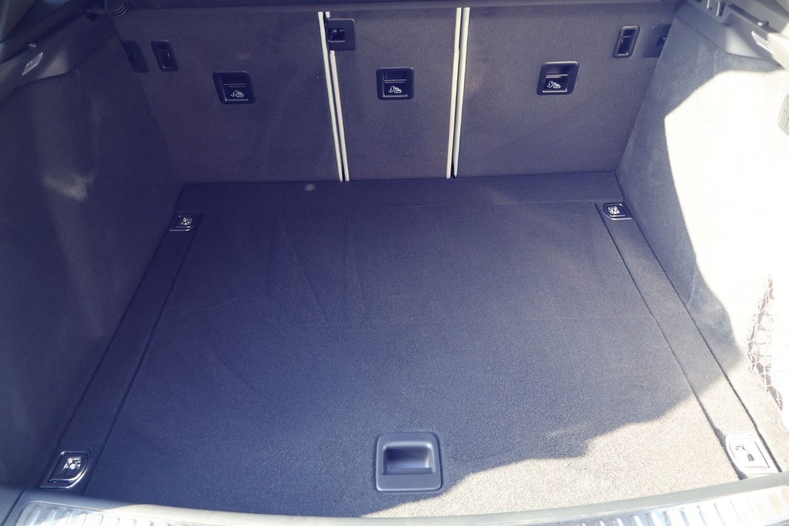 New 2026 Porsche Macan S image 22