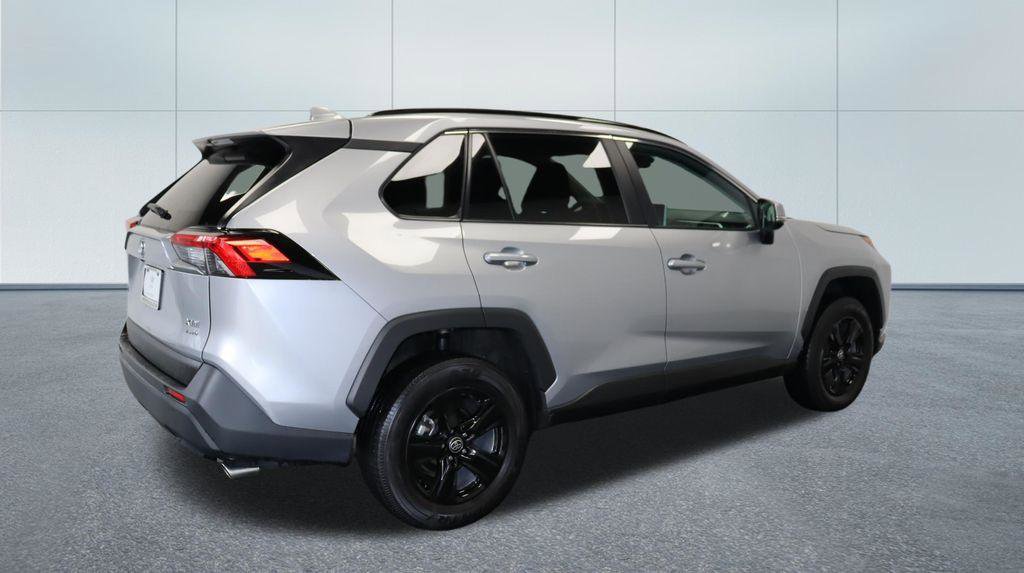 Used 2024 Toyota RAV4 XLE w/ Convenience Package AWD/4WD image 7