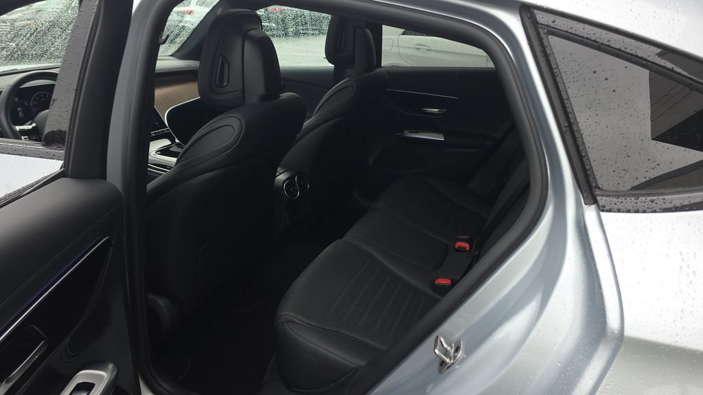 Certified 2025 Mercedes-Benz GLC 300 4MATIC image 23