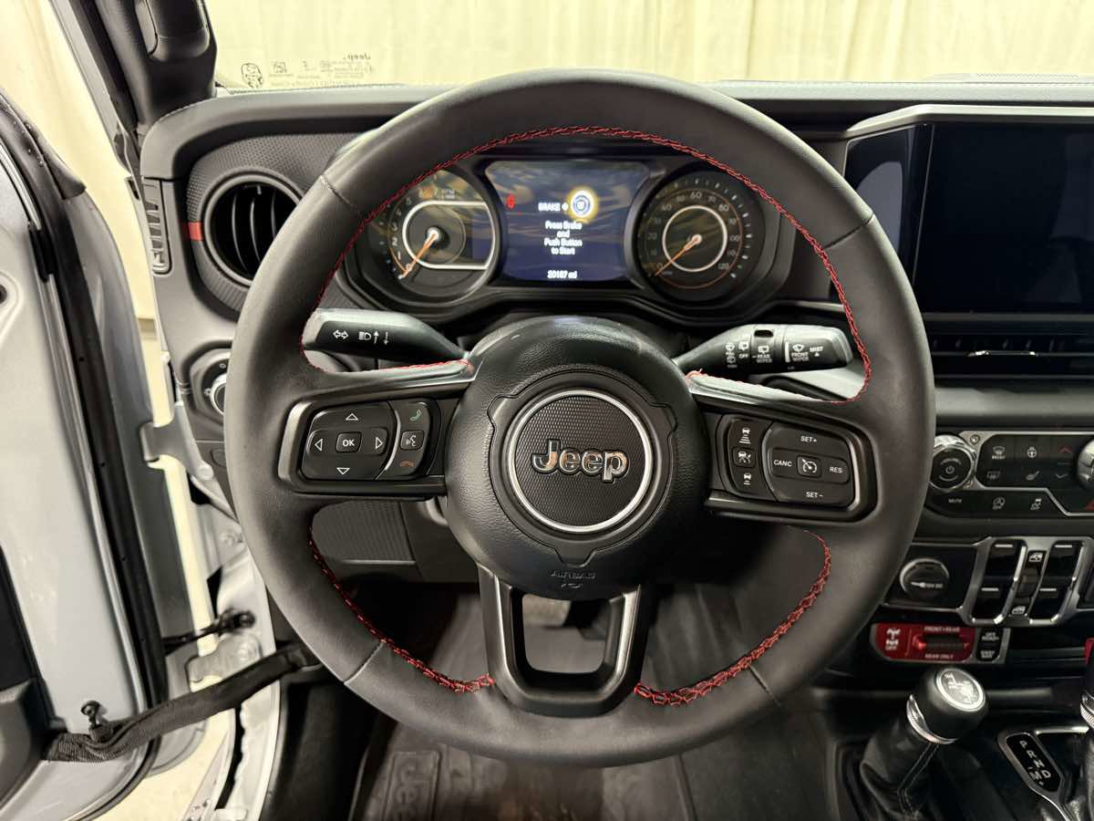 Used 2024 Jeep Wrangler Unlimited Rubicon image 11