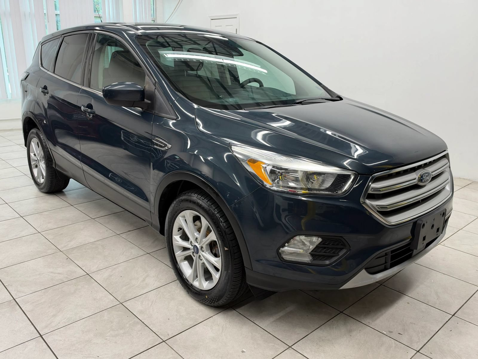 Used 2019 Ford Escape SE