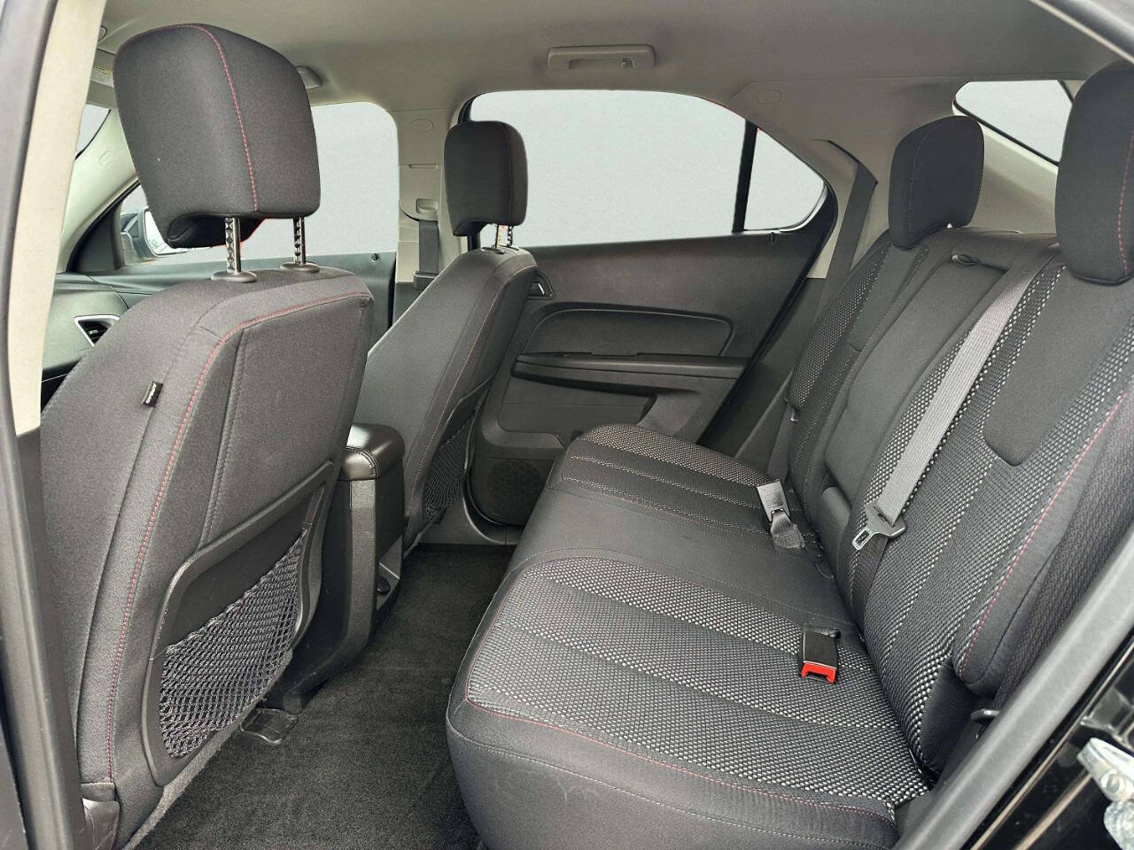 Used 2017 Chevrolet Equinox LT FWD image 11