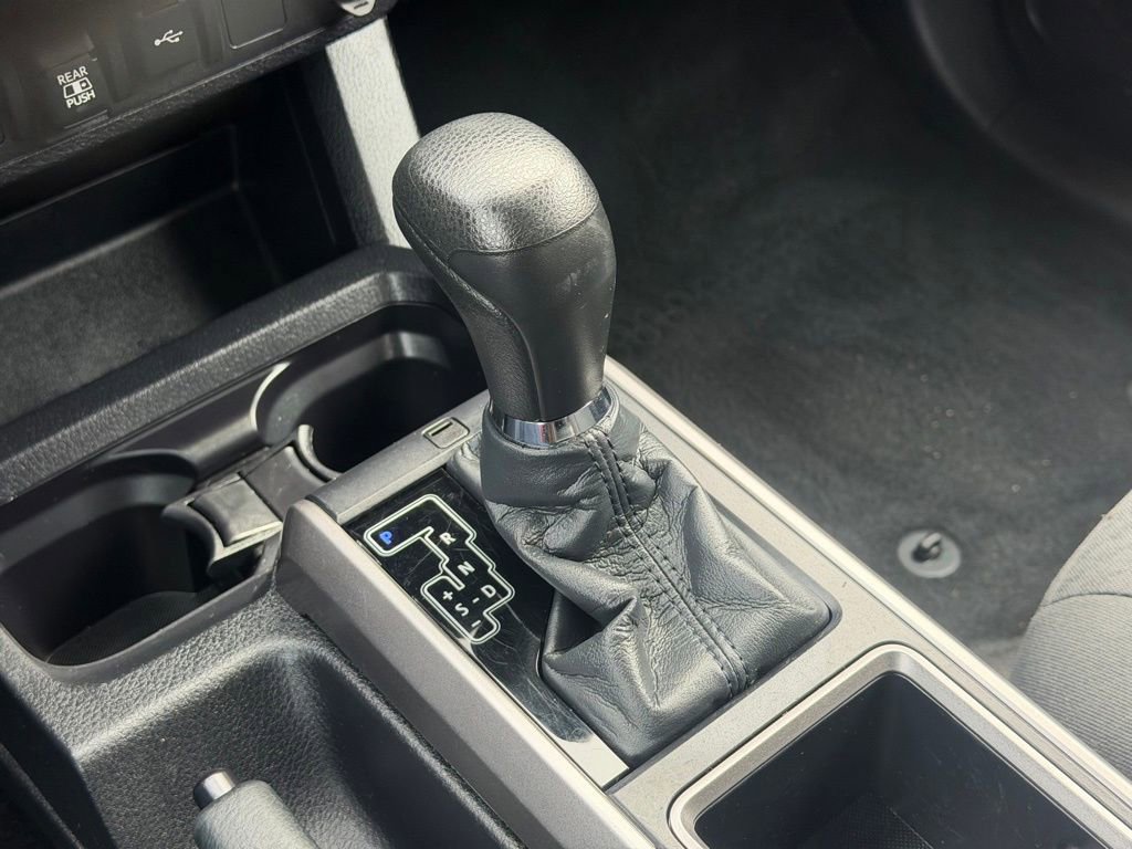 Certified 2021 Toyota Tacoma SR5 image 27