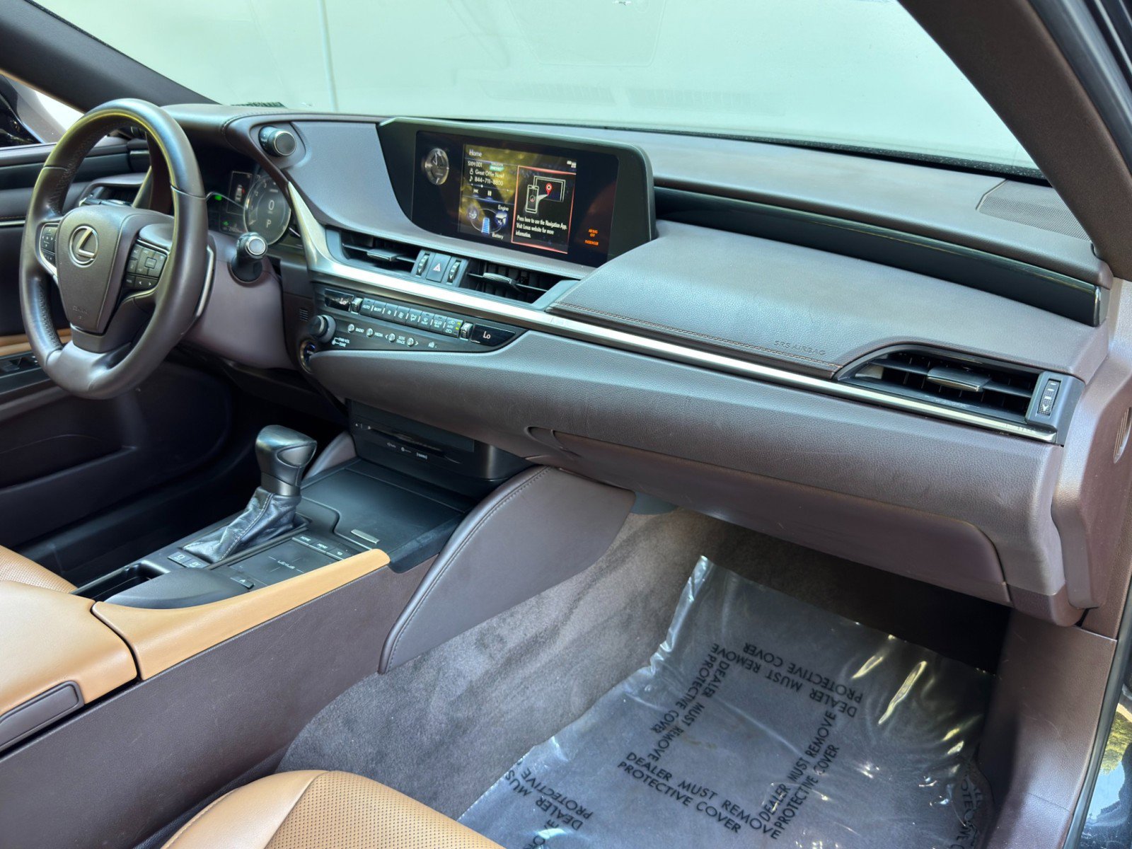 Used 2020 Lexus ES 300h FWD image 14