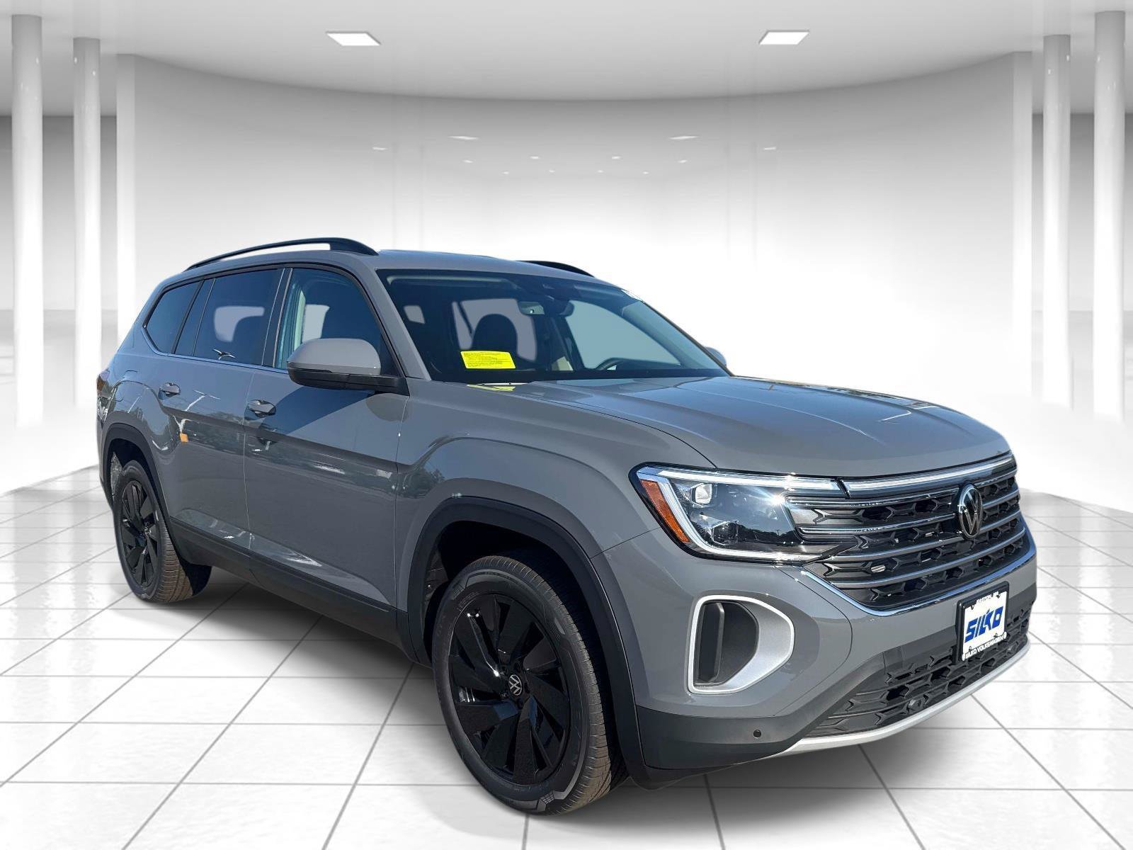 New 2026 Volkswagen Atlas SE