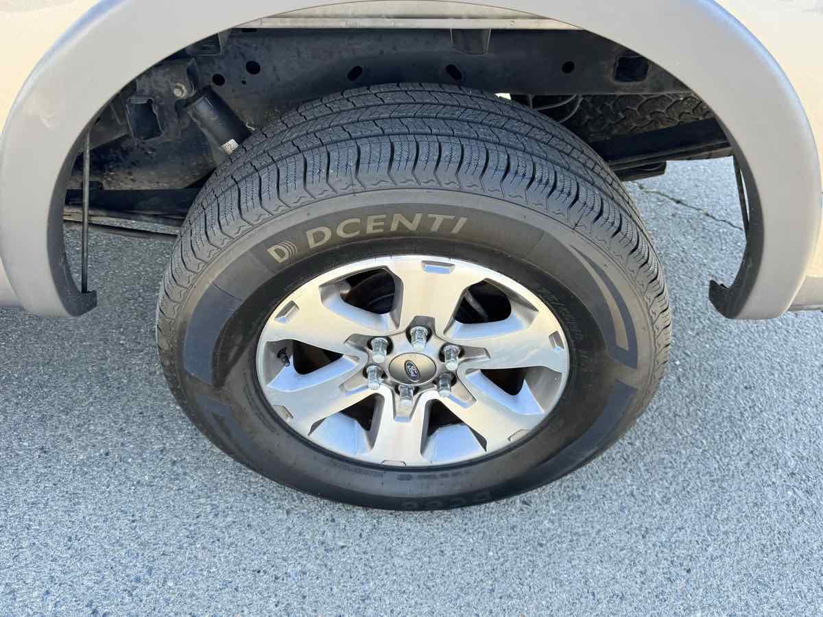 Used 2013 Ford F150 FX4 w/ Luxury Equipment Group AWD/4WD image 39