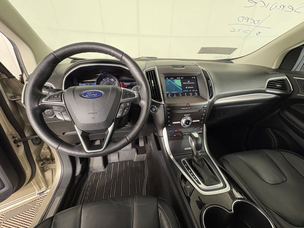 Certified 2018 Ford Edge Titanium w/ Equipment Group 301A image 8