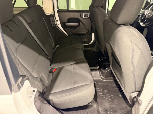 Used 2021 Jeep Wrangler Unlimited Sport image 40
