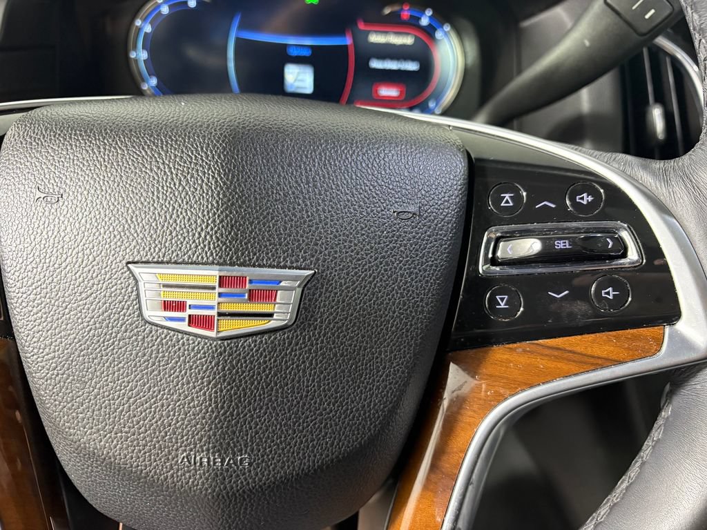 Used 2018 Cadillac Escalade Premium Luxury AWD/4WD image 22