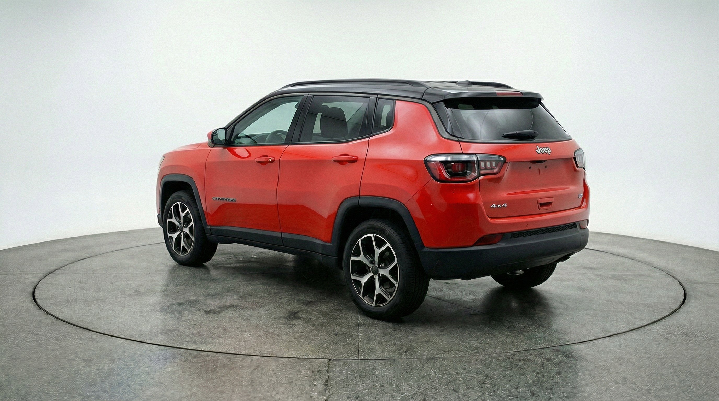 Used 2025 Jeep Compass Limited AWD/4WD image 6